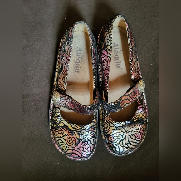 Alegra metallic rose Mary Jane shoes, size 40. - Picture 4 of 10